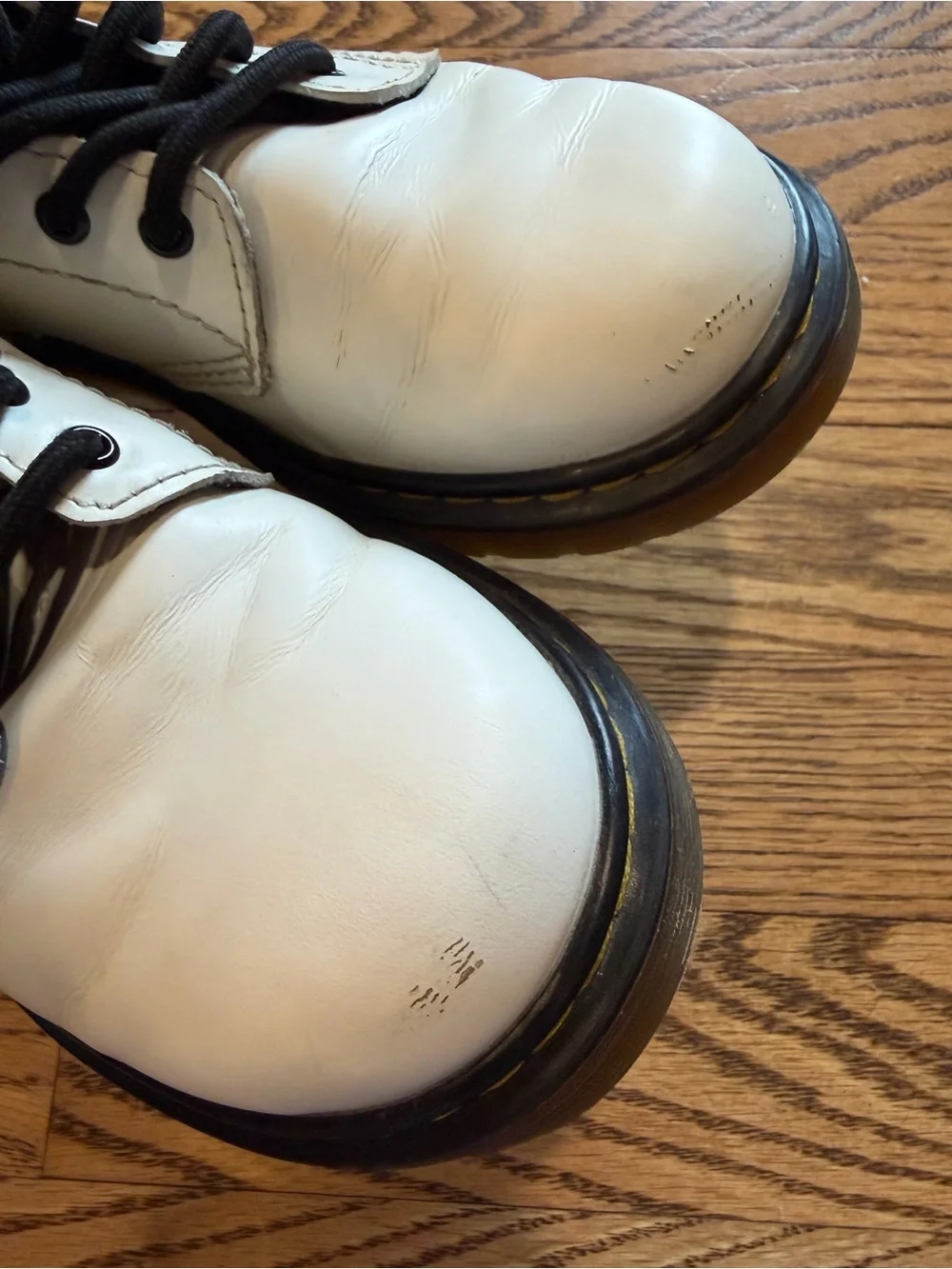 Dr. Martens Boot Combat Boot White